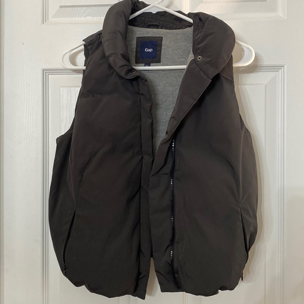 Gap Puffy Vest xs